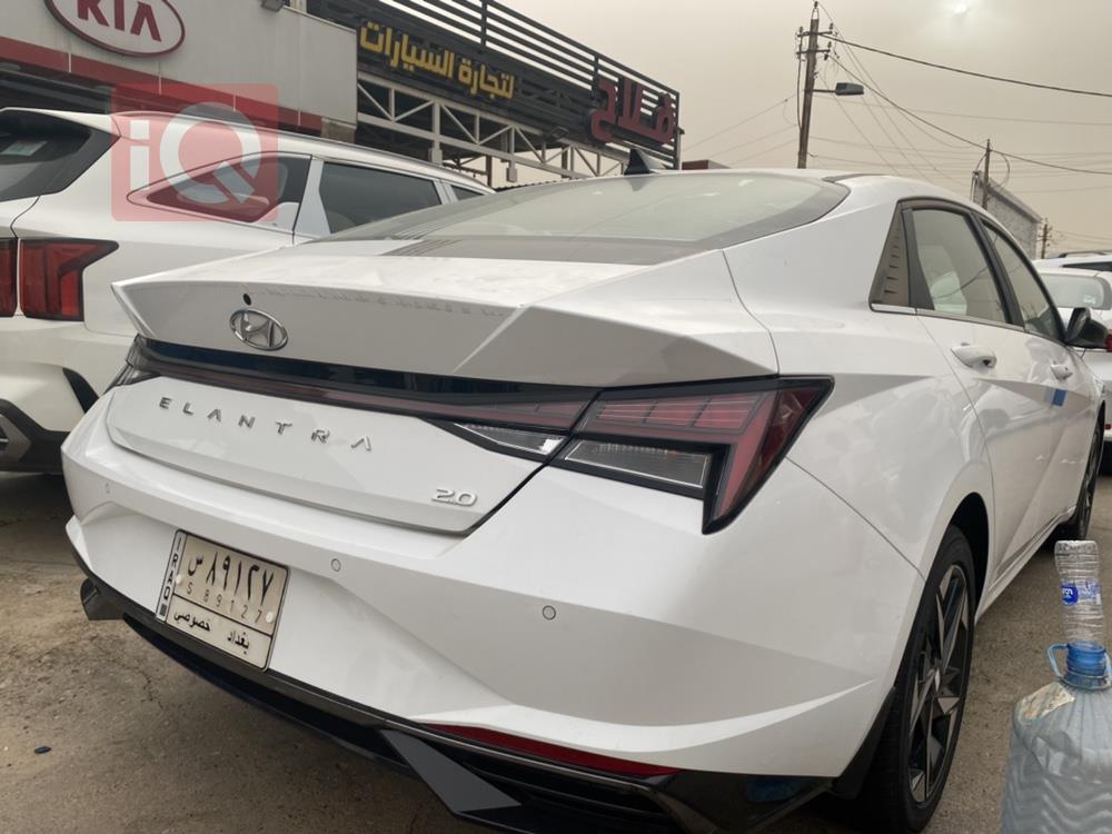 هیوندای ئەلەنترا